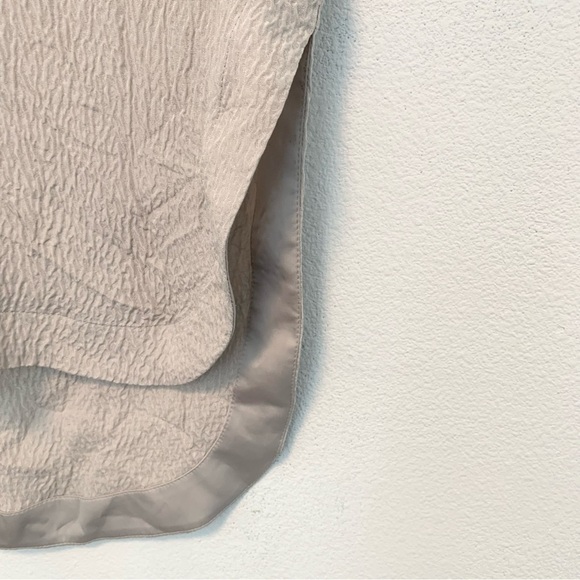 Helmut Lang Textured Silk High-Low Top with Leather Trim  size P - Picture 9 of 10